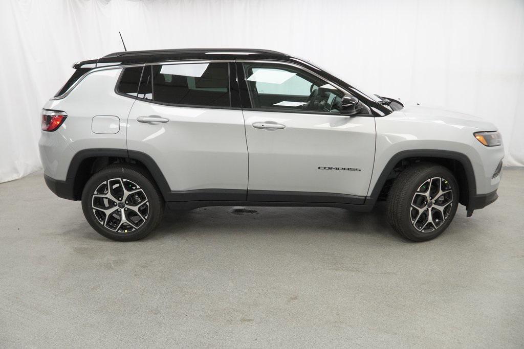 new 2026 Jeep Compass car, priced at $31,125