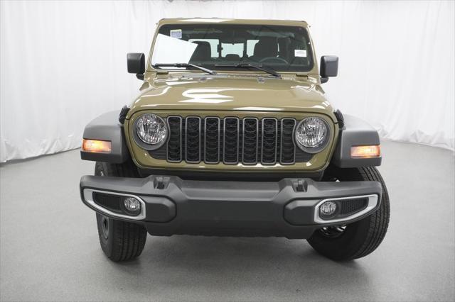 new 2025 Jeep Gladiator car, priced at $39,385