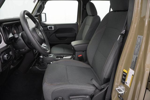 new 2025 Jeep Gladiator car, priced at $39,385