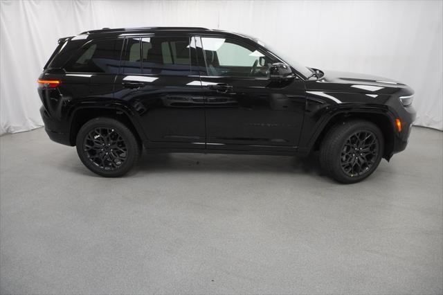 new 2025 Jeep Grand Cherokee car, priced at $52,675