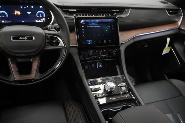 new 2025 Jeep Grand Cherokee car, priced at $52,675