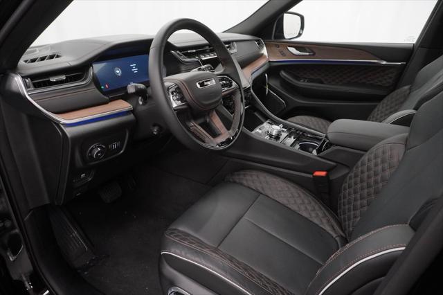 new 2025 Jeep Grand Cherokee car, priced at $52,675