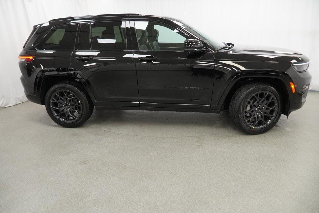 new 2025 Jeep Grand Cherokee car, priced at $55,425