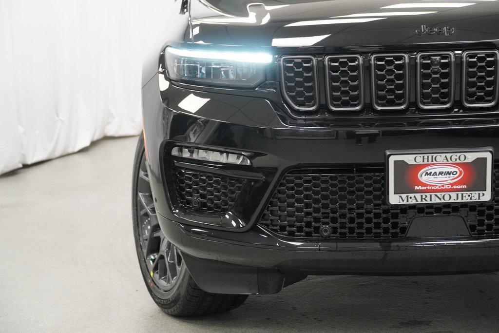 new 2025 Jeep Grand Cherokee car, priced at $55,425