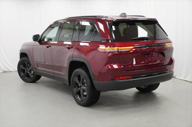 new 2025 Jeep Grand Cherokee car, priced at $40,675