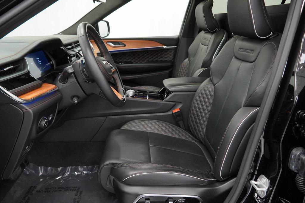 used 2024 Jeep Grand Cherokee L car, priced at $56,494