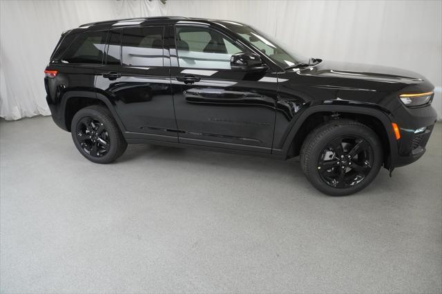 new 2025 Jeep Grand Cherokee car, priced at $44,485