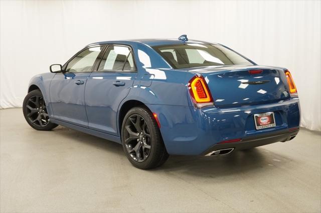 used 2022 Chrysler 300 car, priced at $28,994