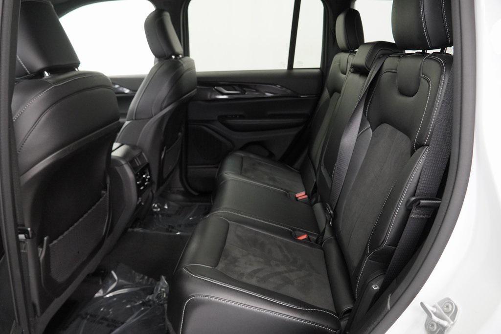used 2023 Jeep Grand Cherokee car, priced at $34,194