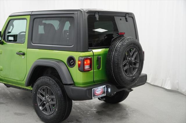 new 2025 Jeep Wrangler car, priced at $37,975