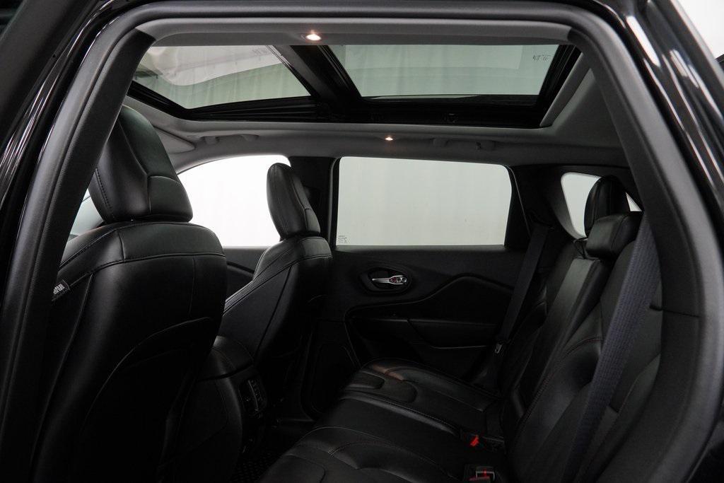 used 2022 Jeep Cherokee car, priced at $26,994