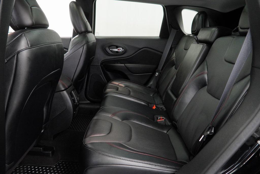 used 2022 Jeep Cherokee car, priced at $26,994