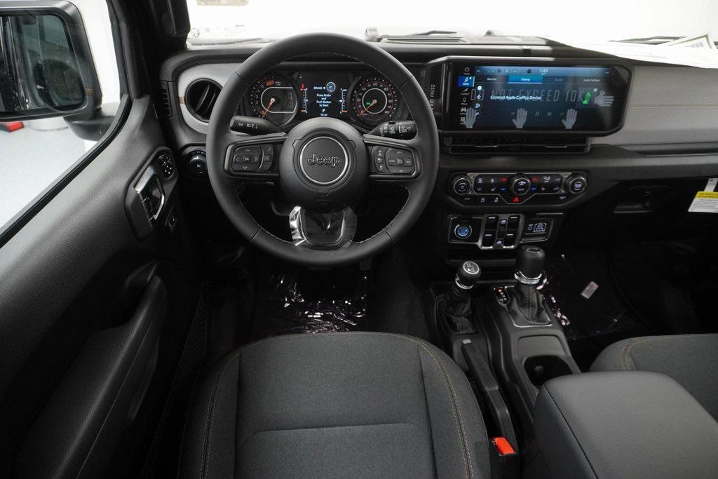 new 2025 Jeep Wrangler car, priced at $44,675