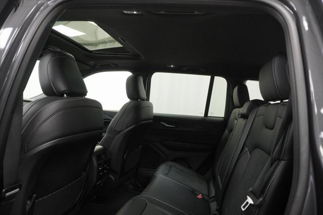 new 2025 Jeep Grand Cherokee car, priced at $36,725