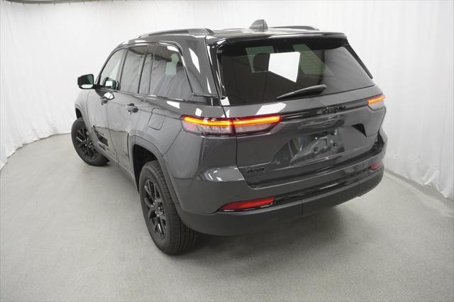 new 2025 Jeep Grand Cherokee car, priced at $36,725
