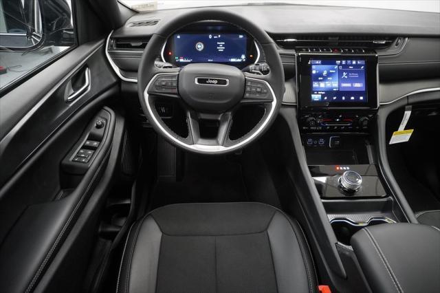 new 2025 Jeep Grand Cherokee car, priced at $36,725