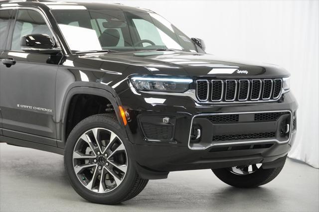 new 2025 Jeep Grand Cherokee car, priced at $52,885