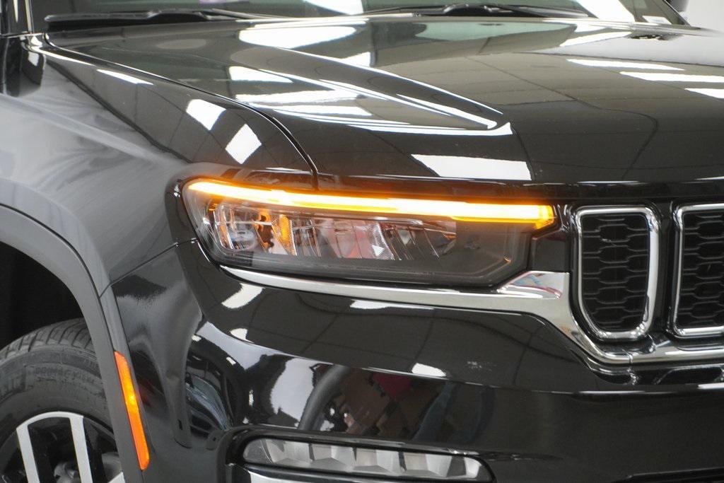 new 2025 Jeep Grand Cherokee car, priced at $42,760