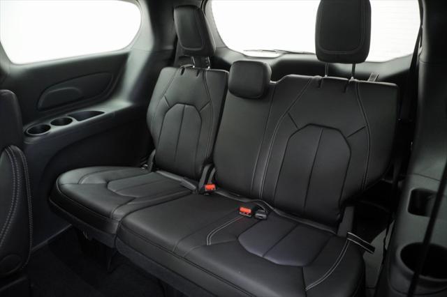 new 2025 Chrysler Pacifica car, priced at $39,940