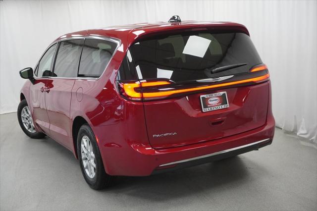 new 2025 Chrysler Pacifica car, priced at $39,940