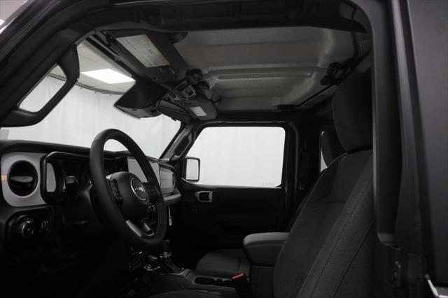 new 2025 Jeep Wrangler car, priced at $42,975