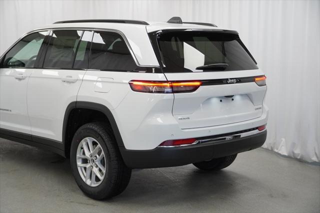 new 2025 Jeep Grand Cherokee car, priced at $34,080