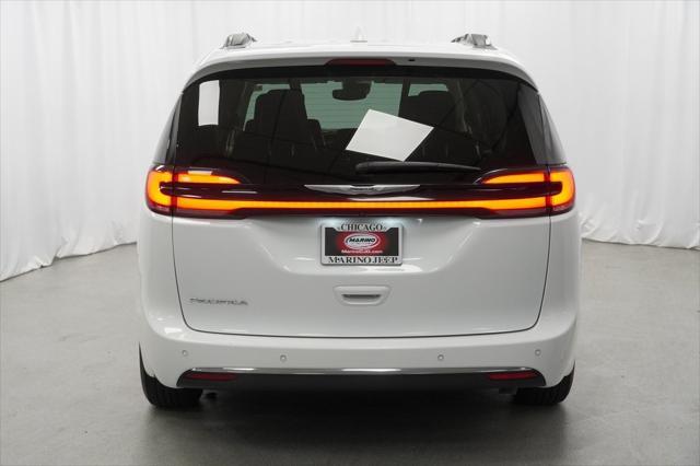 used 2022 Chrysler Pacifica car, priced at $27,494