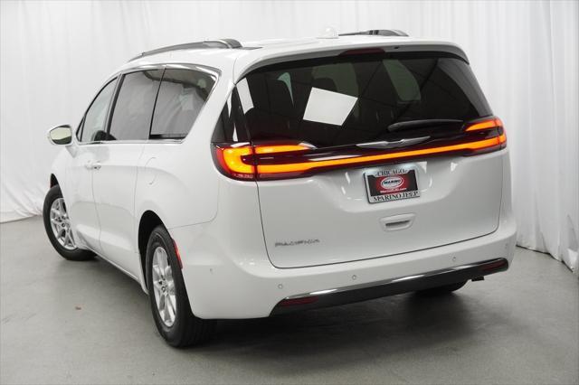 used 2022 Chrysler Pacifica car, priced at $27,494