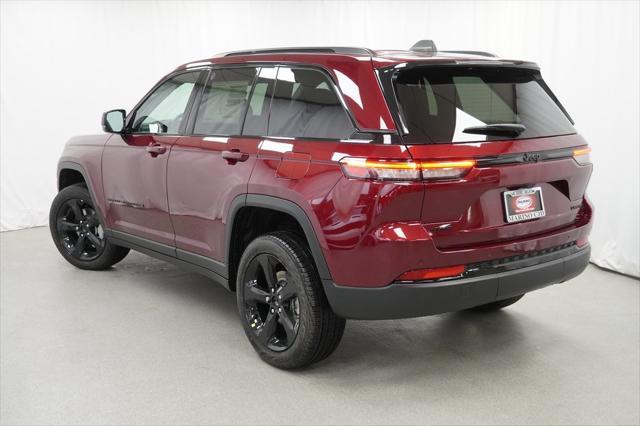 new 2025 Jeep Grand Cherokee car, priced at $45,035