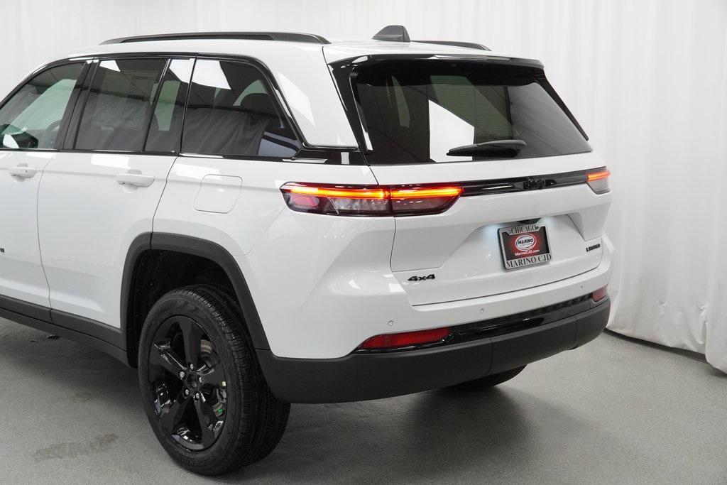 new 2025 Jeep Grand Cherokee car, priced at $44,890