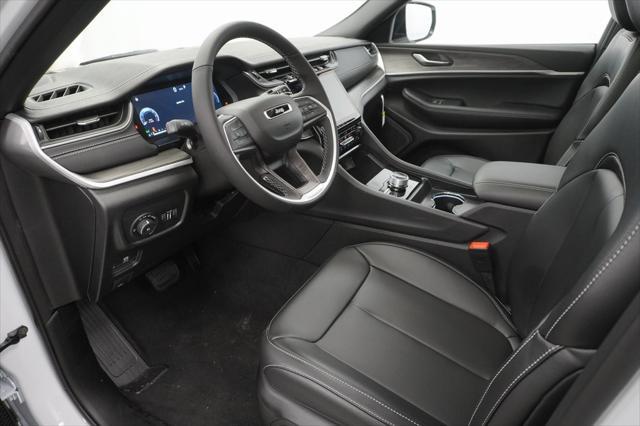 new 2025 Jeep Grand Cherokee L car, priced at $43,265