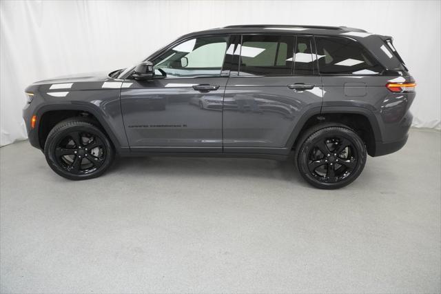 used 2024 Jeep Grand Cherokee car