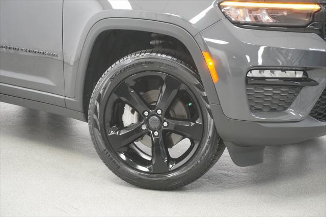 used 2024 Jeep Grand Cherokee car