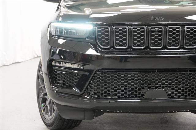 new 2025 Jeep Grand Cherokee car, priced at $55,975