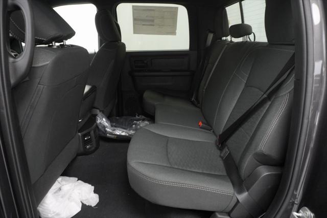new 2025 Ram 3500 car, priced at $68,815