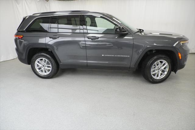 new 2025 Jeep Grand Cherokee car, priced at $34,875