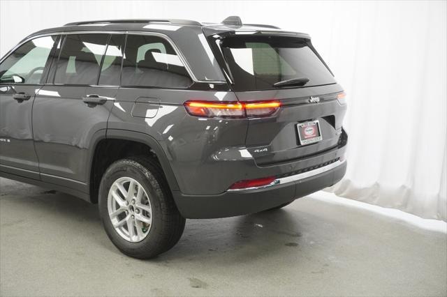 new 2025 Jeep Grand Cherokee car, priced at $34,875