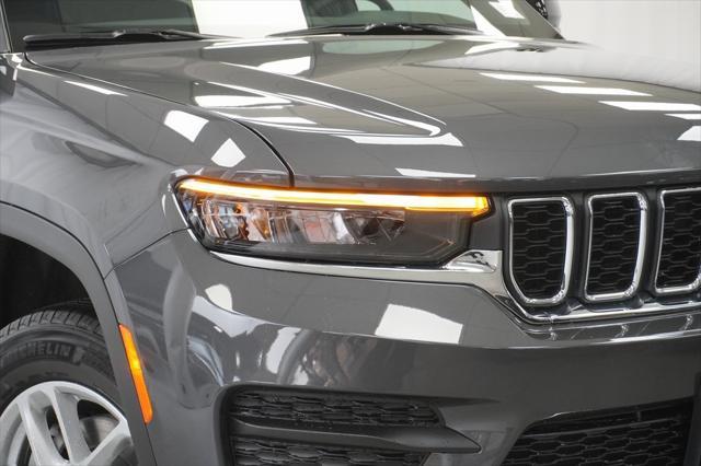 new 2025 Jeep Grand Cherokee car, priced at $34,875
