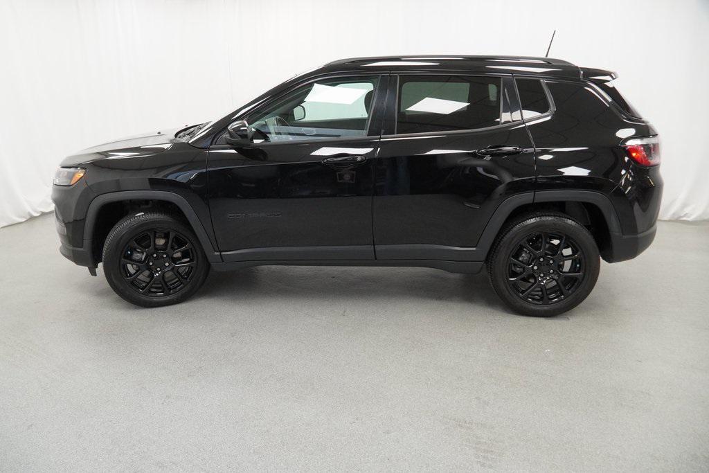 used 2022 Jeep Compass car, priced at $24,194