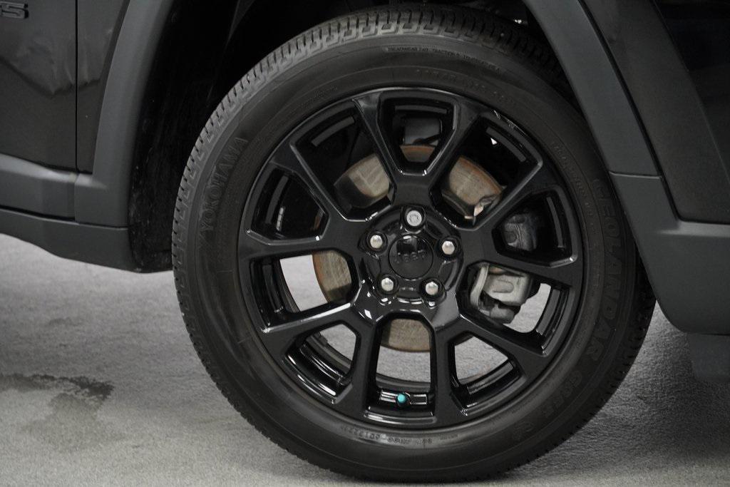 used 2022 Jeep Compass car, priced at $24,194