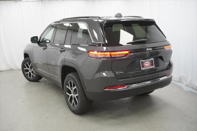 new 2025 Jeep Grand Cherokee car, priced at $42,755