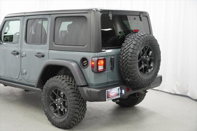 new 2025 Jeep Wrangler car, priced at $46,475