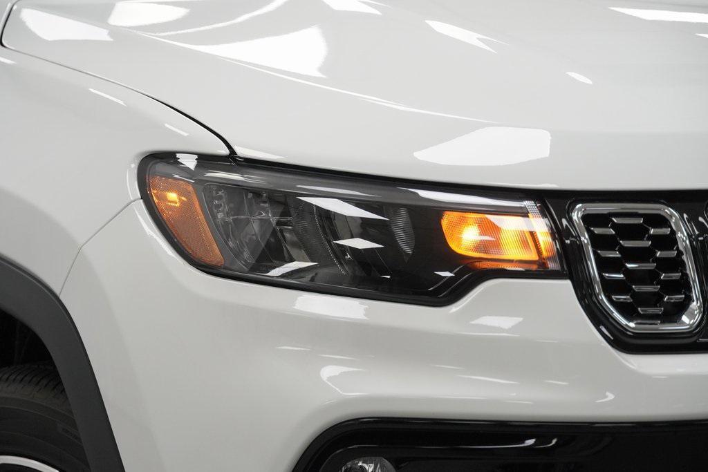 new 2026 Jeep Compass car, priced at $31,030