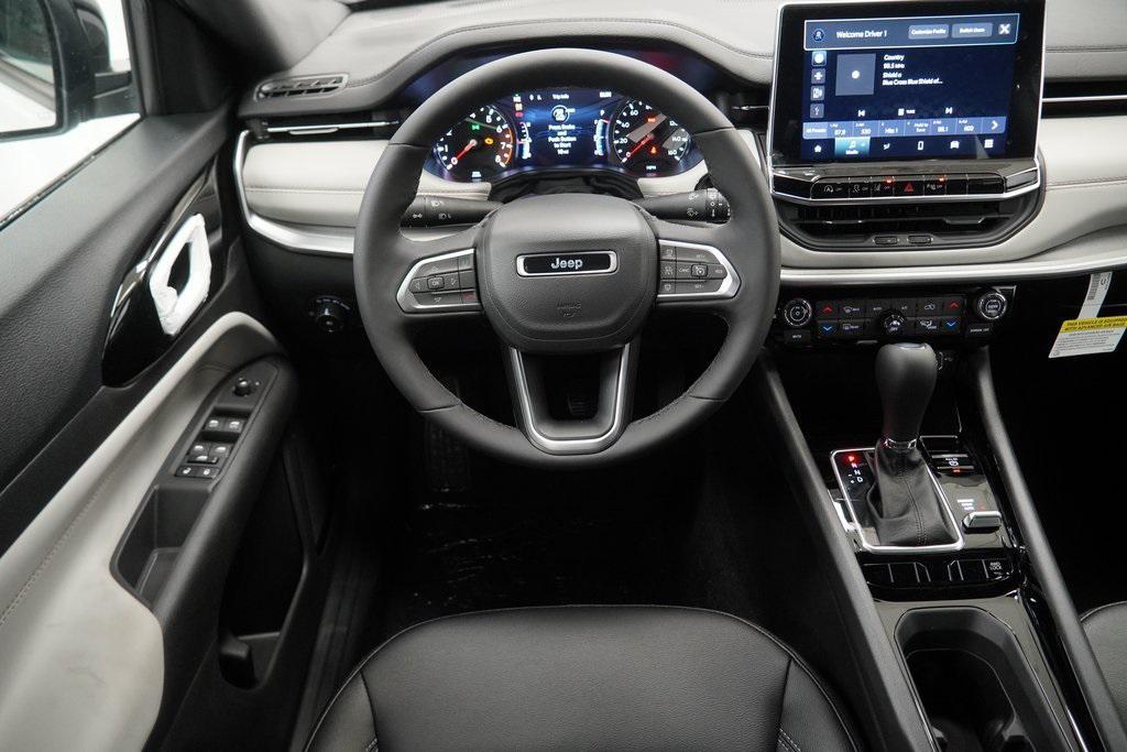 new 2026 Jeep Compass car, priced at $31,030