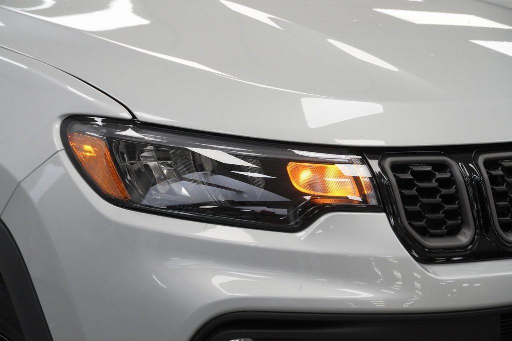 new 2026 Jeep Compass car, priced at $29,685