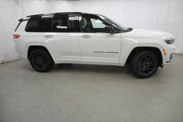new 2025 Jeep Grand Cherokee L car, priced at $54,080