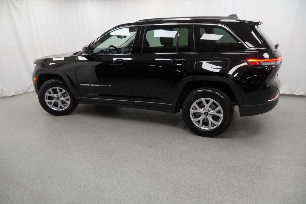 used 2022 Jeep Grand Cherokee car