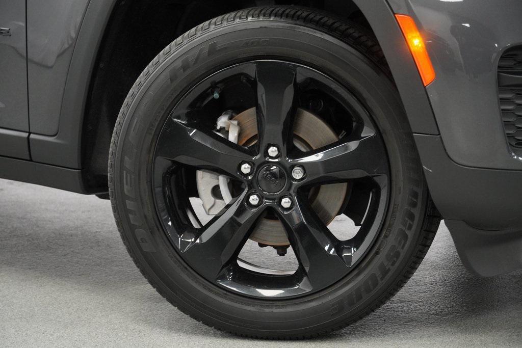 used 2023 Jeep Grand Cherokee car, priced at $34,994