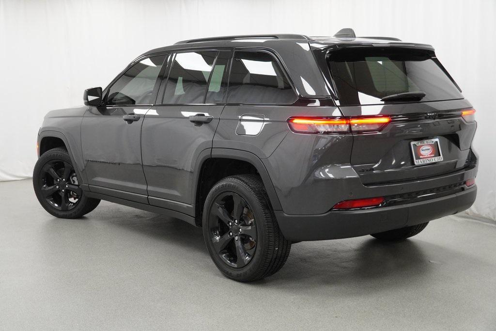 used 2023 Jeep Grand Cherokee car, priced at $34,994