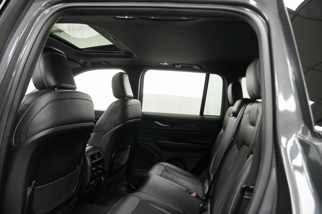 used 2023 Jeep Grand Cherokee car, priced at $34,994
